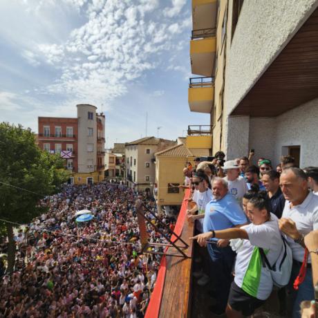 Martínez Chana destaca el ‘Galopeo’ de Tarancón como “único” en la provincia y un referente festivo a nivel regional y nacional