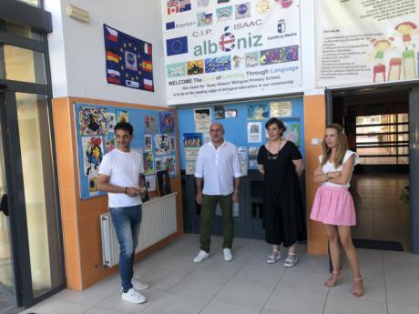 Castellano visita los colegios de la capital para conocer sus demandas y necesidades