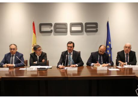 La Confederación de Empresarios apoya la creación de la comisión de competitividad, comercio y consumo