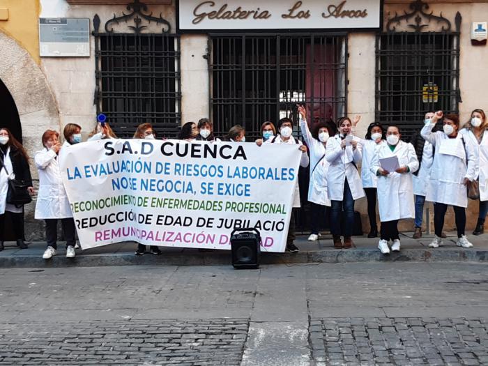 La formación recoge así el guante de las trabajadoras que llevan dos semanas concentrándose