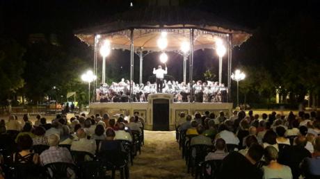 El Parque de San Julián acogerá doce espectáculos gratuitos en las noches de feria