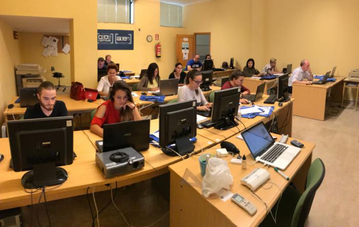 CEOE CEPYME Cuenca imparte en Iniesta un curso de producción y edición de video en las redes sociales