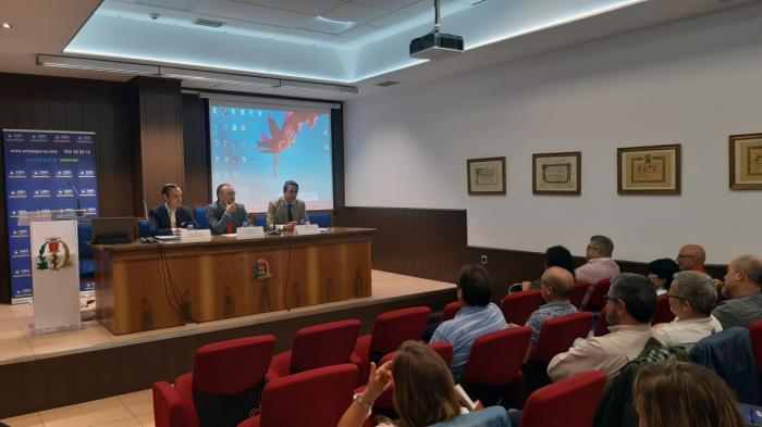 El Colegio de Médicos de Cuenca ha inaugurado un curso para Oficiales de Autopsias