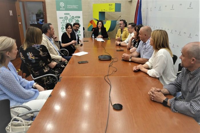 Responsables educativos de Croacia y Bosnia-Herzegovina se interesan por el servicio de Educación de Adultos de Castilla-La Mancha