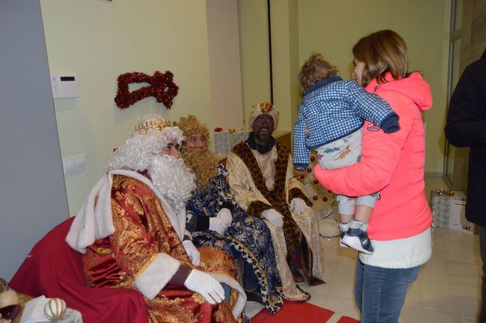 Más de 200 niños y niñas entregaron sus cartas a los Reyes Magos en la Sala Iberia