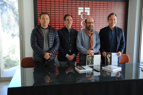 La Universidad de Castilla-La Mancha presenta el libro “Fotografiar la música”, de Santiago Torralba