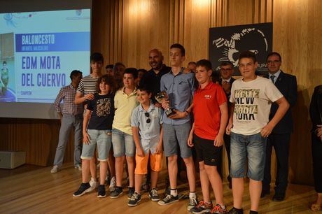 Gran ambiente y muchos premios en la gala provincial del deporte en edad escolar