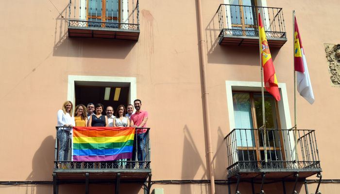 La Junta muestra su compromiso en la lucha contra la discriminación del colectivo LGBTI y la construcción de una sociedad igualitaria