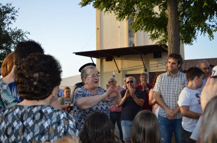 Emotivo homenaje a Jesús 'El Sheriff' en el inicio de las fiestas del barrio del Rabosero