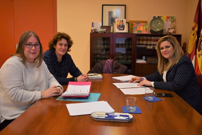 La Junta muestra su apoya a la II Carrera Popular por el Síndrome de DOWN organizada por ADOCU