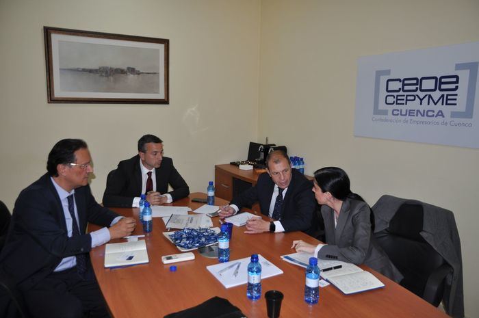 CEOE CEPYME Cuenca recibe a la empresa future space como futura inversora en la provincia