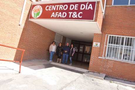 Ayuda de 10.000 euros para vehículo adaptado destinado a mejorar calidad de vida de afectados por Alzheimer