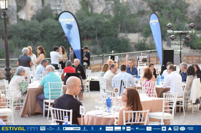 La música engrandece la gastronomía conquense en Estival