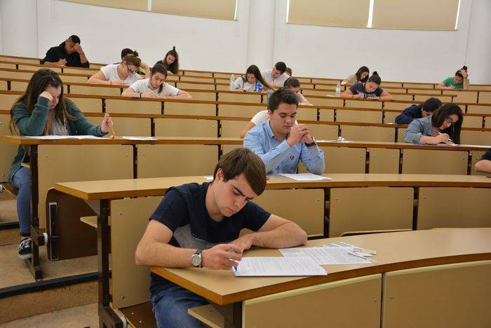 El 61,56% de estudiantes aprueba la EvAU de septiembre en el distrito universitario de Castilla-La Mancha