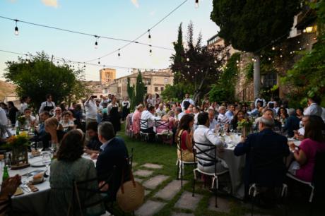 Nuevo éxito de la cena en el Jardín de Sofía, segundo lugar emblemático para conmemorar la Capitalidad Gastronómica