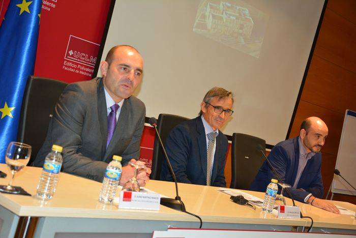 El presidente de la Sociedad Española de Trasplante apunta en la UCLM a la “escasez de órganos” como el principal problema en la donación