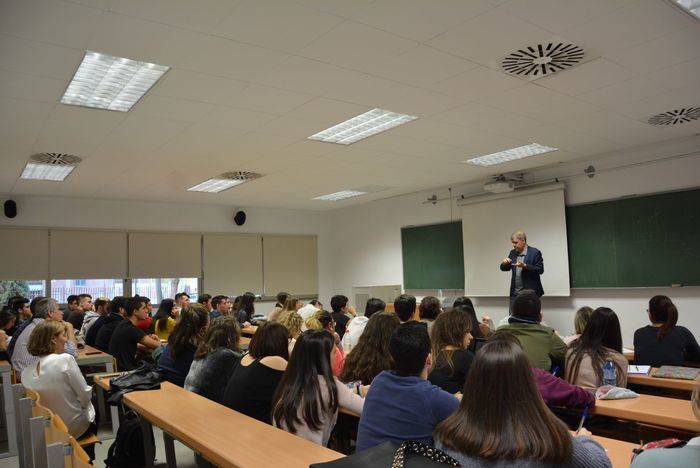 El secretario general de CCOO propone en la UCLM un nuevo sindicalismo que responda a la compleja realidad laboral