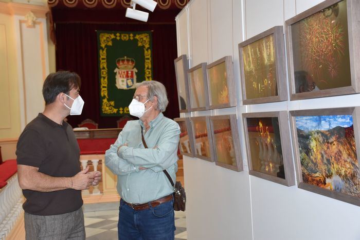 El palacio de la Diputación acoge hasta el 31 de julio la exposición ‘Fuego’ del fotógrafo Melli Pérez