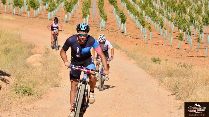 Cristina Belmar y Antonio Cerezo vencieron en Las Mesas, en un duatlón marcado por las altas temperaturas