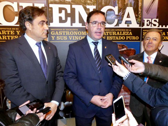 Prieto ve en el Congreso de UNAV una oportunidad para relanzar a la provincia como destino turístico de primer orden