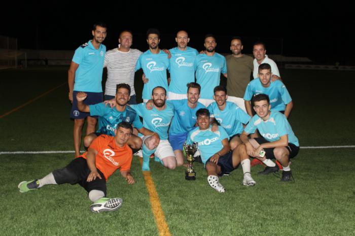 El equipo Dinamo Jasaro Mopar Tórtola se proclama Campeón del primer Torneo 12 horas de fútbol 8 de Iniesta