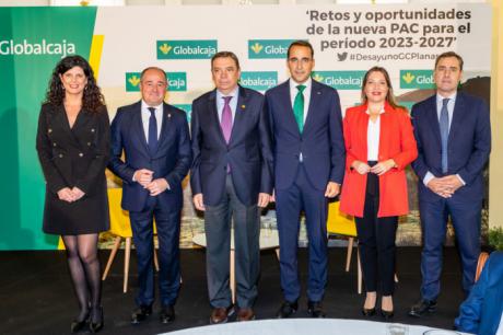 Globalcaja acerca al tejido agroalimentario de Castilla-La Mancha la realidad de la nueva PAC de la mano del ministro de Agricultura, Pesca y Alimentación