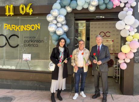 La Fundación Globalcaja Cuenca renueva su apoyo al proyecto Comer con placer de la Asociación de Parkinson de Cuenca
