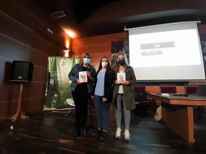 El Ayuntamiento celebra el Día de las Escritoras con un encuentro con la autora conquense Sofía Parra