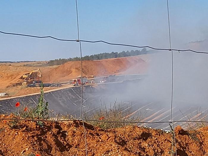 Extinguido el incendio de la planta de residuos de Almonacid del Marquesado