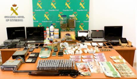 La Guardia Civil desarticula una red organizada dedicada al tráfico de drogas