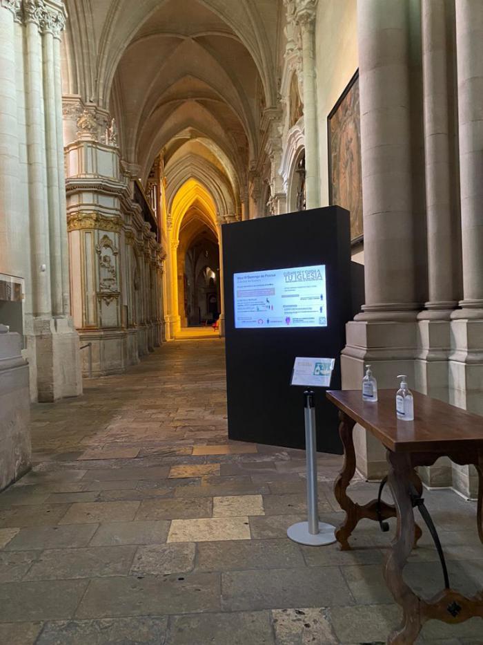 Primera misa con fieles en la Catedral desde el inicio de la pandemia 