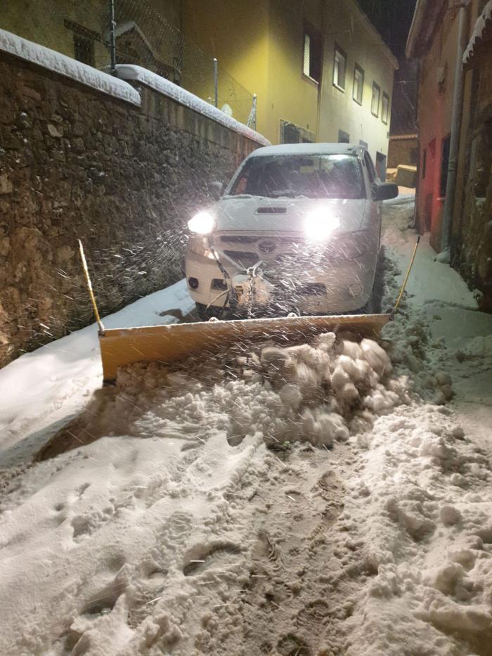 La nevada deja espesores de nieve de 40 cm en Valdecabras