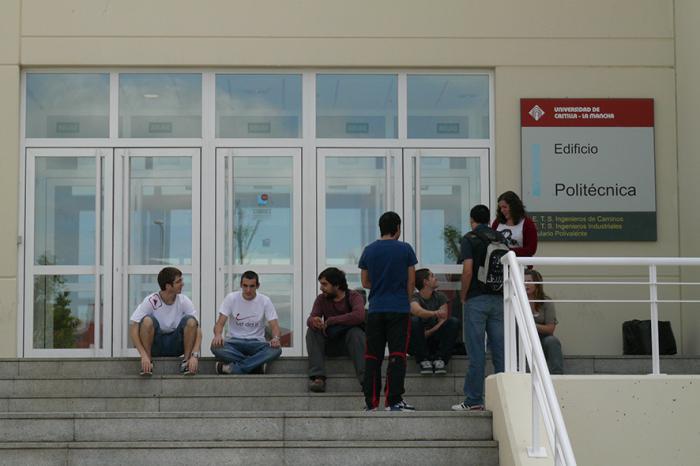 La Escuela de Caminos de la UCLM acercará el papel de la ingeniería civil a la sociedad coincidiendo con el 20 aniversario de su creación