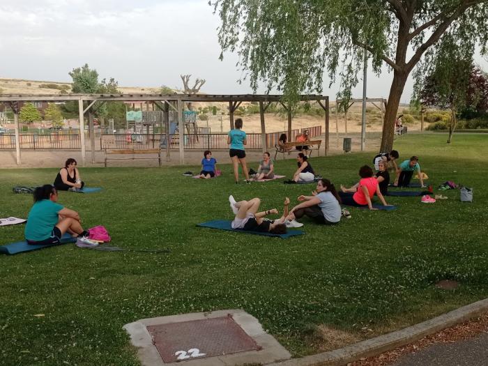 La Escuela de Verano de Fitness modifica horarios y espacios ajustándose a la demanda