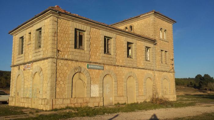 En imagen la estación de Arguisuelas