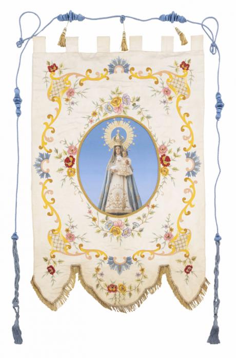 La Real Fábrica de Tapices restaura el estandarte de Nuestra Señora de los Remedios de Horcajada de la Torre de Cuenca