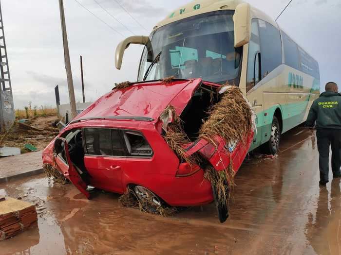 La Guardia Civil auxilia a numerosas personas atrapadas durante el temporal en la provincia de Toledo