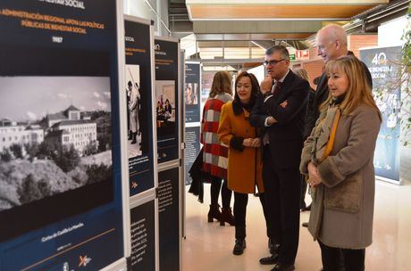 Llega a Cuenca la exposición "40 años de Bienestar Social"