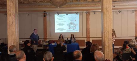 Las hermanas Lara clausuran el ciclo de conferencias "499 aniversario" en Villena
