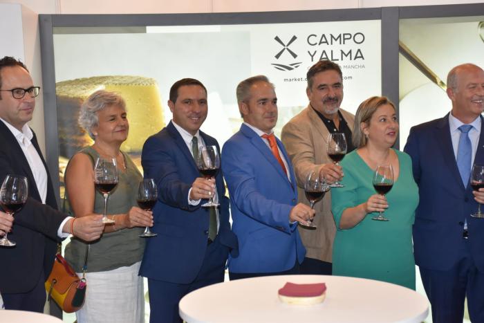 La Diputación destina más de 60.000 euros a potenciar el sector del ajo en la Mancha conquense
