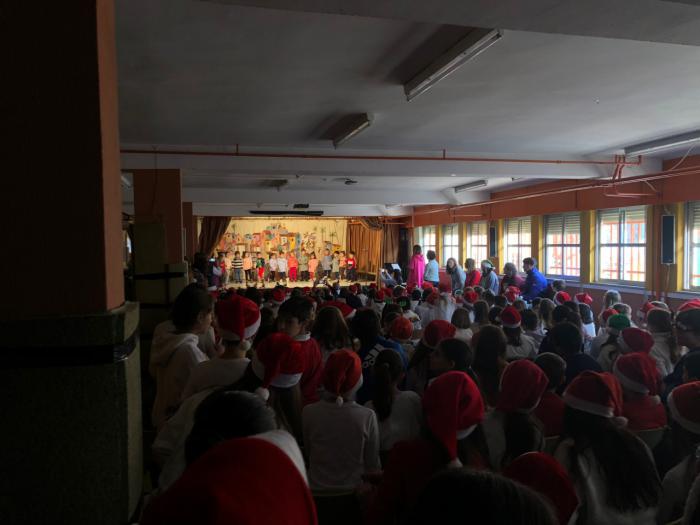 Canto, baile y deporte protagonizan FestiNavidad 22 del colegio de San Fernando