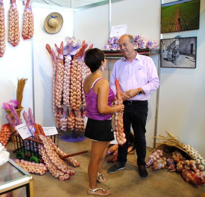 Feria Internacional del Ajo de Las Pedroñeras - Imagen de archivo