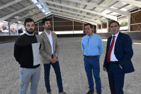 La Hípica estrena la nueva pista cubierta tras una inversión de 450.000 euros