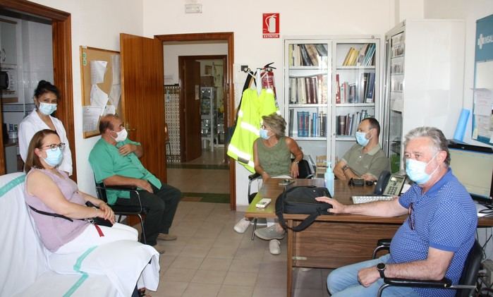 El nuevo equipo directivo de la Gerencia se ha reunido ya con los profesionales de cada uno de los 32 Centros de Salud del área sanitaria