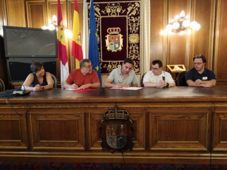 Diputación y ADOCU firman un convenio para conseguir la integración de personas Síndrome de Down