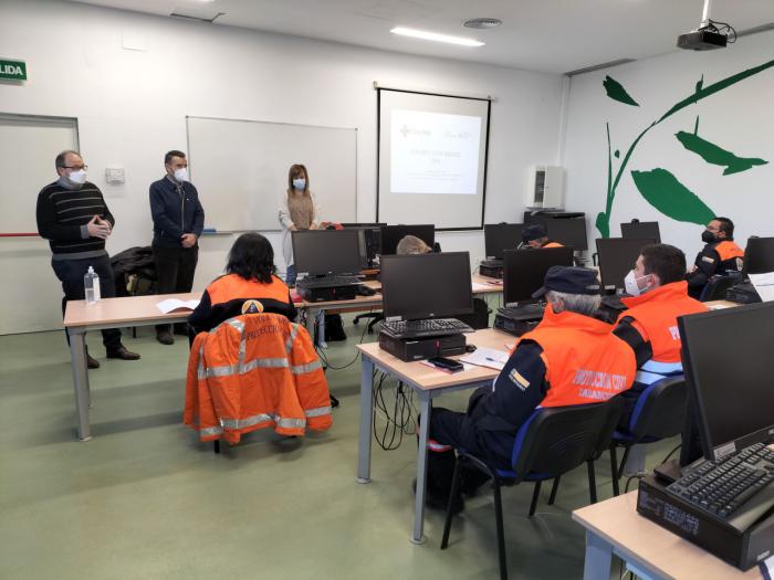 Se forman a 21 voluntarios de protección civil conquenses en reanimación cardio-pulmonar y uso de desfibriladores