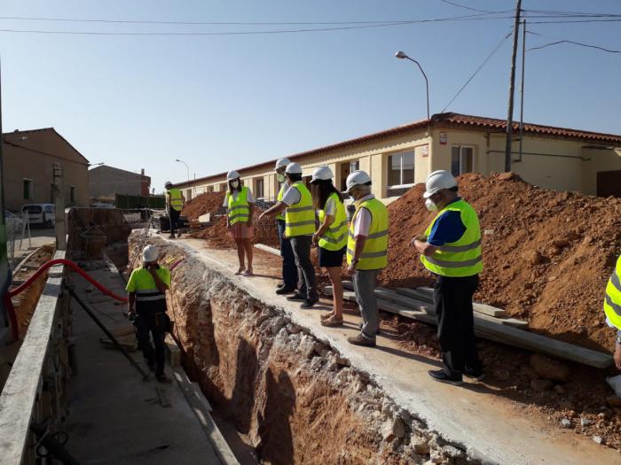 Casi 40.000 euros para la reparación de la pared del colegio de El Peral