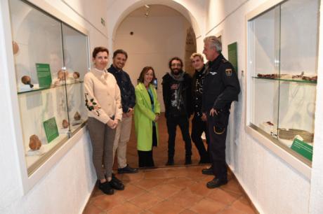 El Museo de Cuenca acoge la muestra ´El último confín. Los Ayoreo del Chaco Paraguayo´ de Santiago David Domínguez y Dorian Sanz