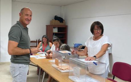 23J | Sahuquillo (PSOE) llama a una participación masiva para ejercer un derecho al voto “que tanto nos costó conseguir”