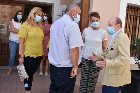 La Junta ha enviado más de 3.200 elementos de protección a San Lorenzo de la Parrilla durante la crisis sanitaria